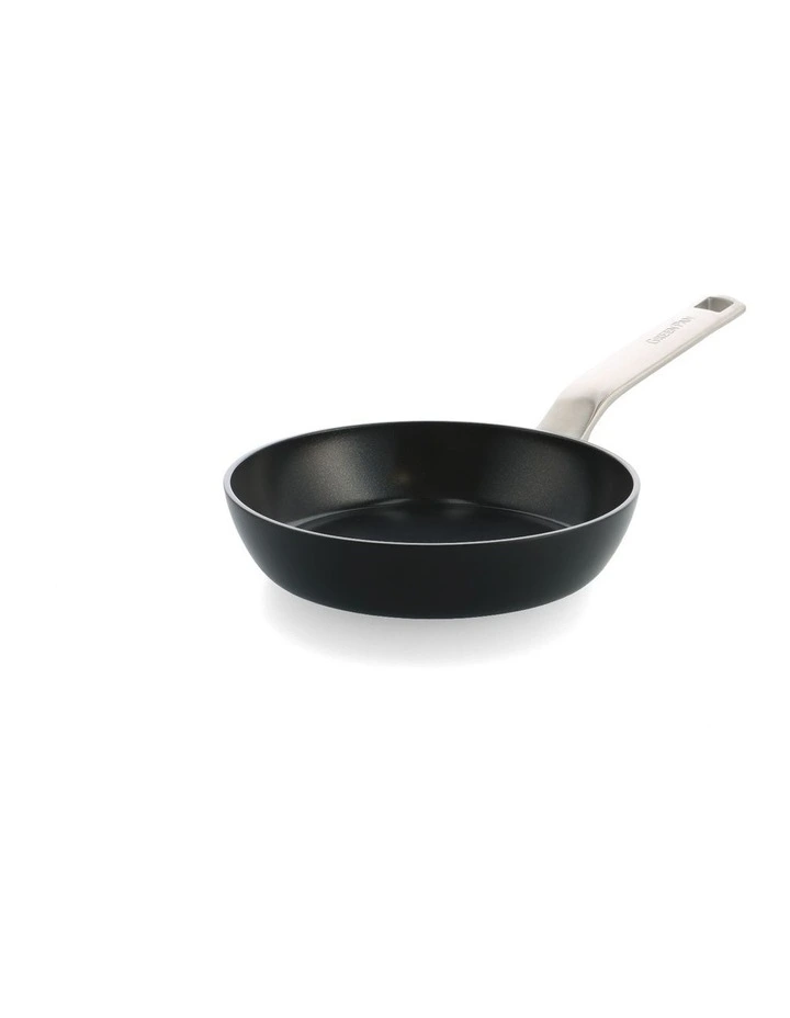 Evolution Frypan 20cm PFAS-free ceramic non-stick in Black image 1