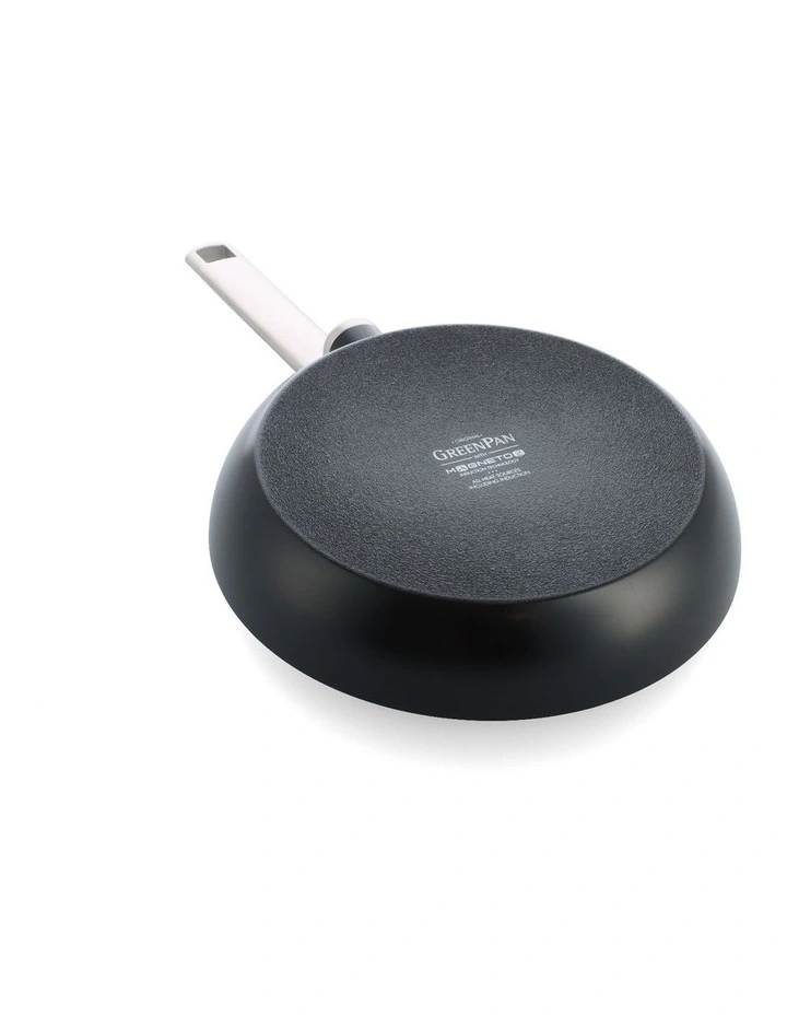 Evolution Frypan 20cm PFAS-free ceramic non-stick in Black image 3