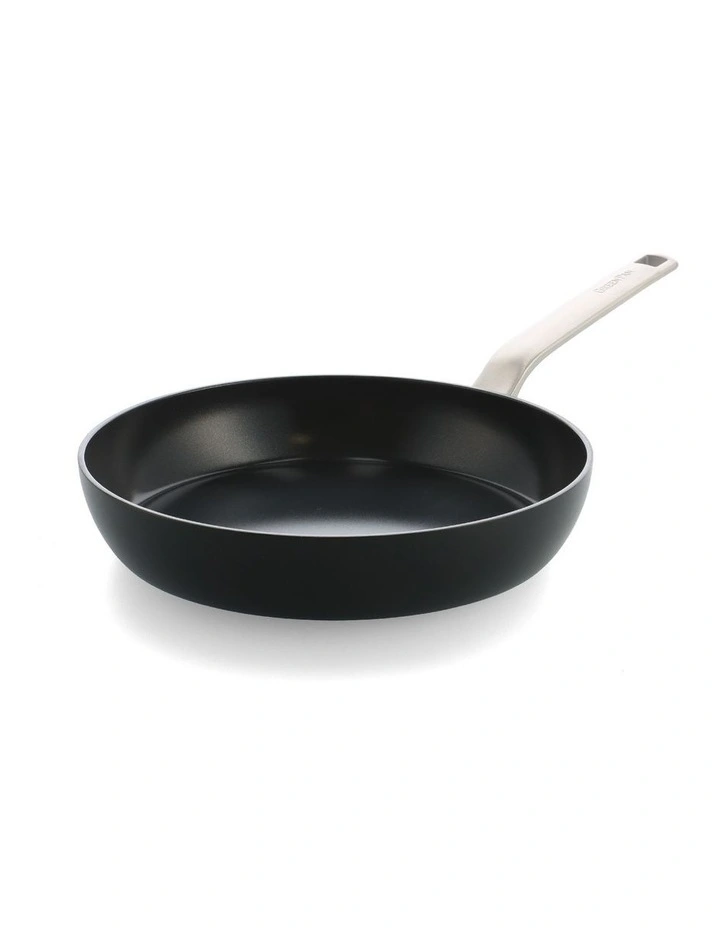 Evolution Frypan 28cm PFAS-free ceramic non-stick  in Black image 1