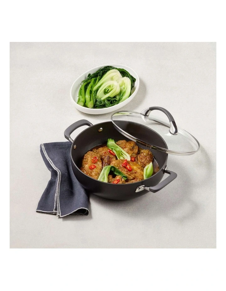 Endurance+ Nonstick Induction Covered Casserole 26cm/3.8L in Black image 2