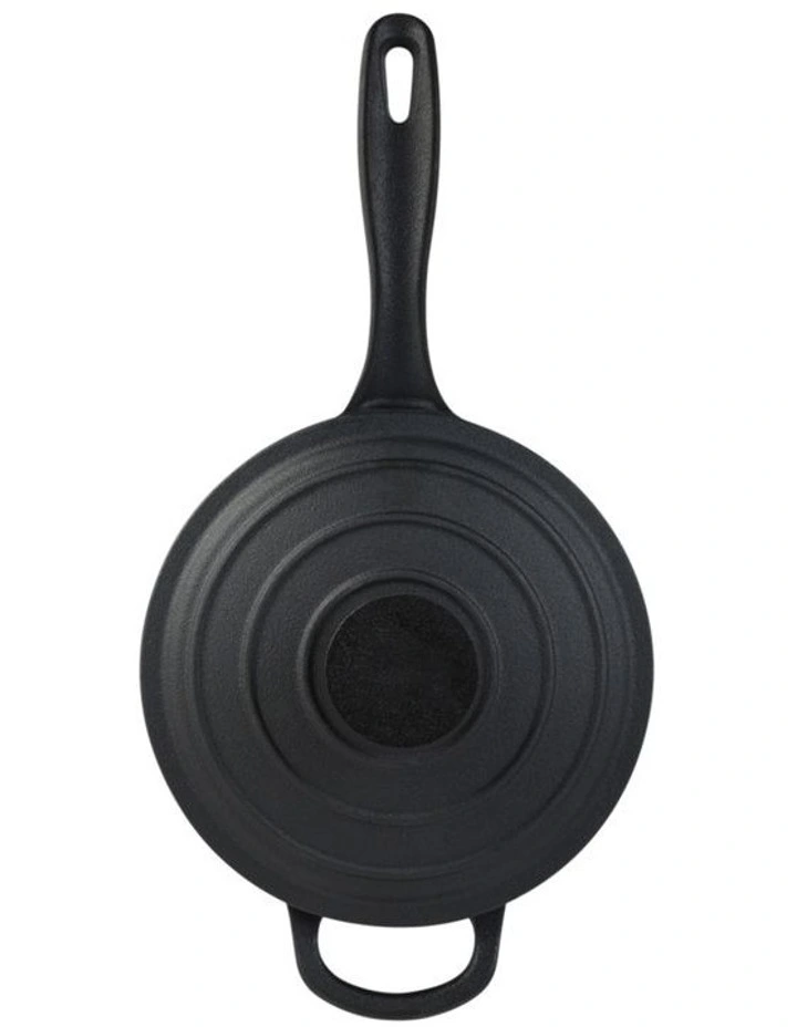 Pre Seasoned 18cm Saucepan with Lid Black image 3