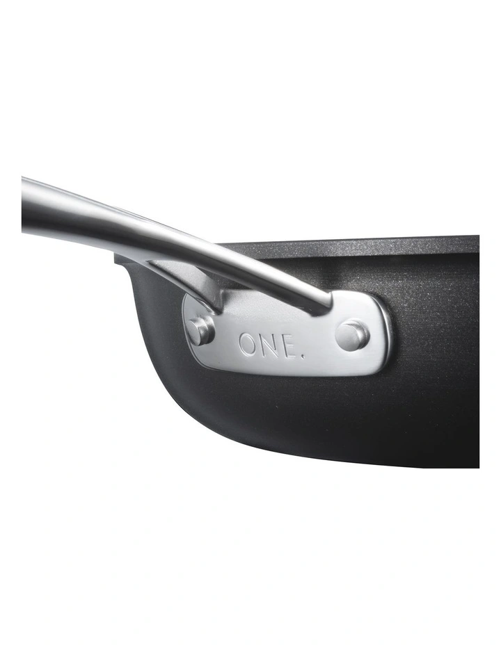 ONE Hard Anodised 6 Piece Cookset in Black image 2