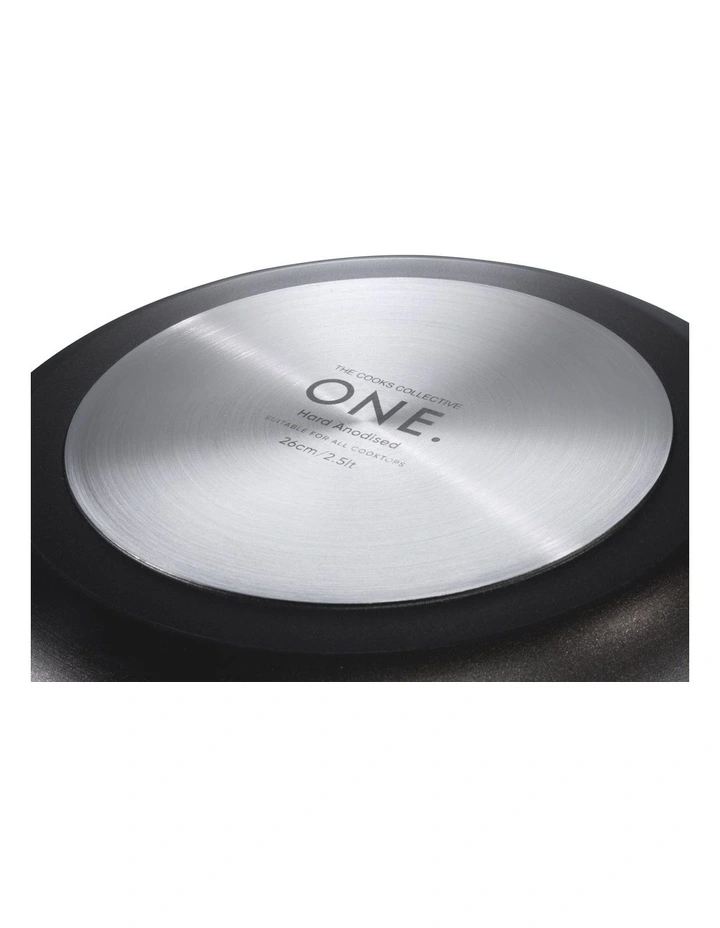 ONE Hard Anodised 6 Piece Cookset in Black image 4