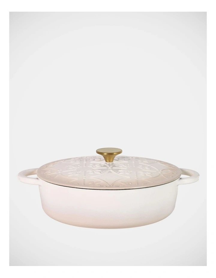 Fleur de Lis Saut Pan with Lid 28cm 5.0L in Cream image 3