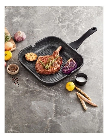 Classic Non-Stick Grill Pan 28cm in Black