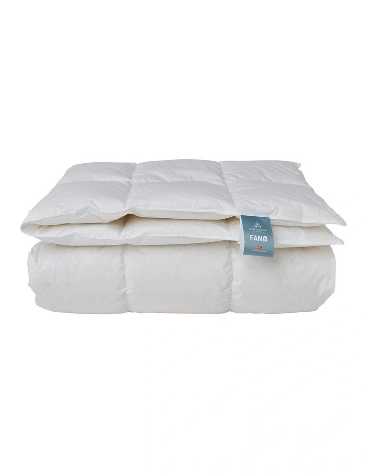 Fano Goose Down Warm Quilt 85/15 in White image 1