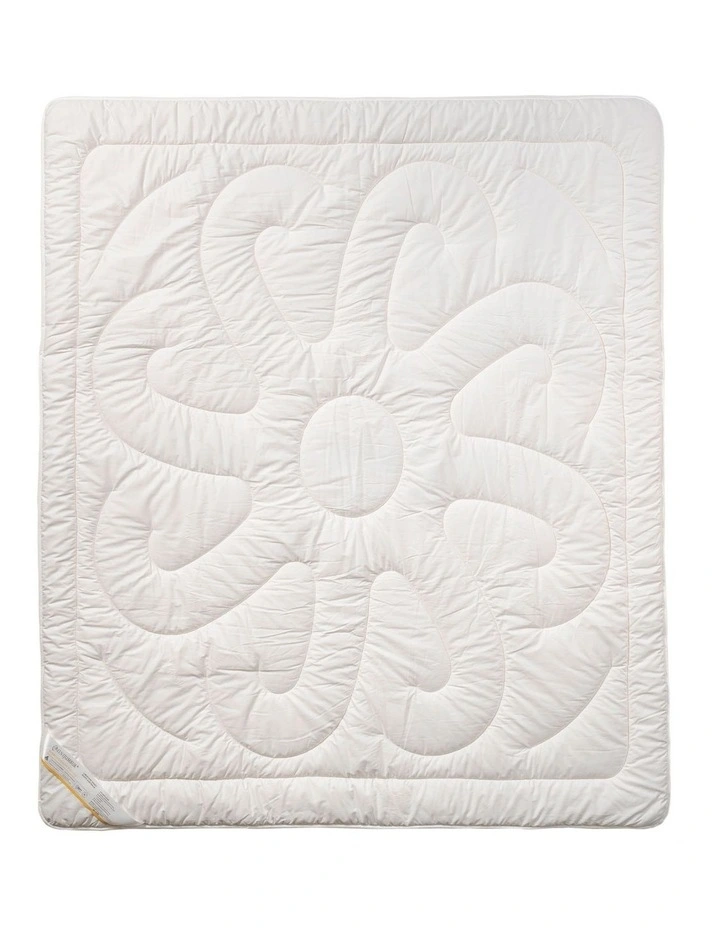 Warm Australian Wool Quilt in White image 7