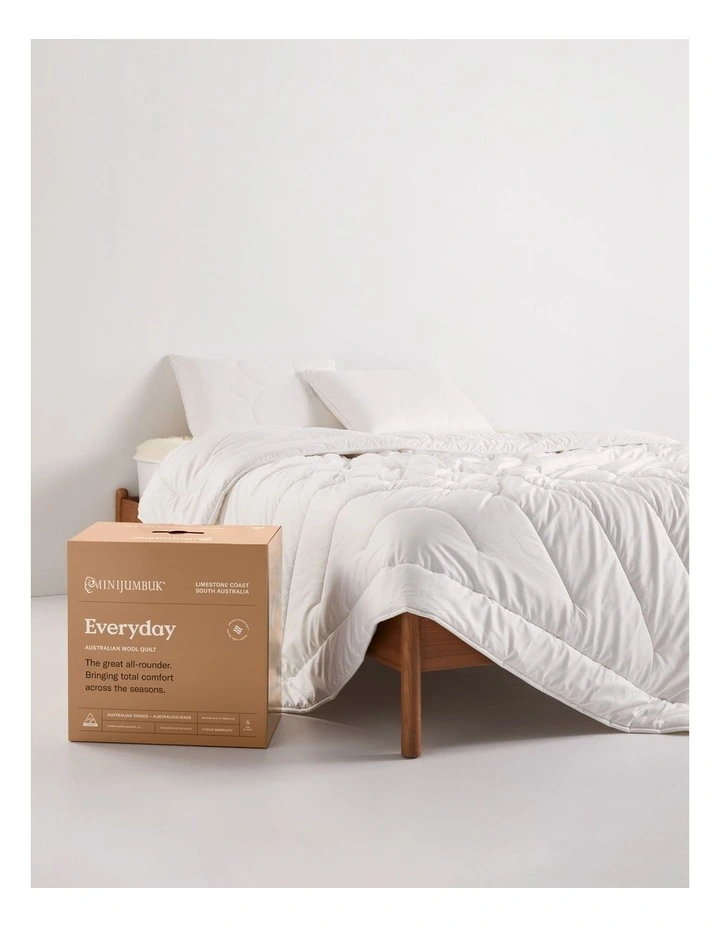 Everyday Australian Wool Quilt in White image 5