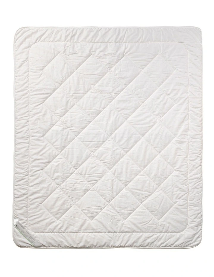 Cool Australian Wool Cotton Quilt in White image 7