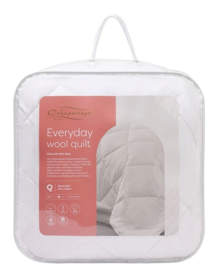Everyday Wool Quilt in White image 4