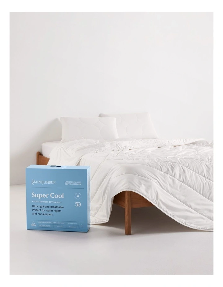 Super Cool Australian Wool Cotton Quilt in White image 5