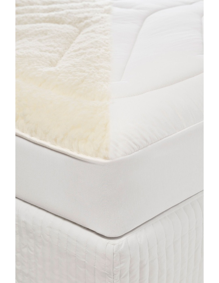 Mini Jumbuk | Deluxe Mattress Topper | MYER