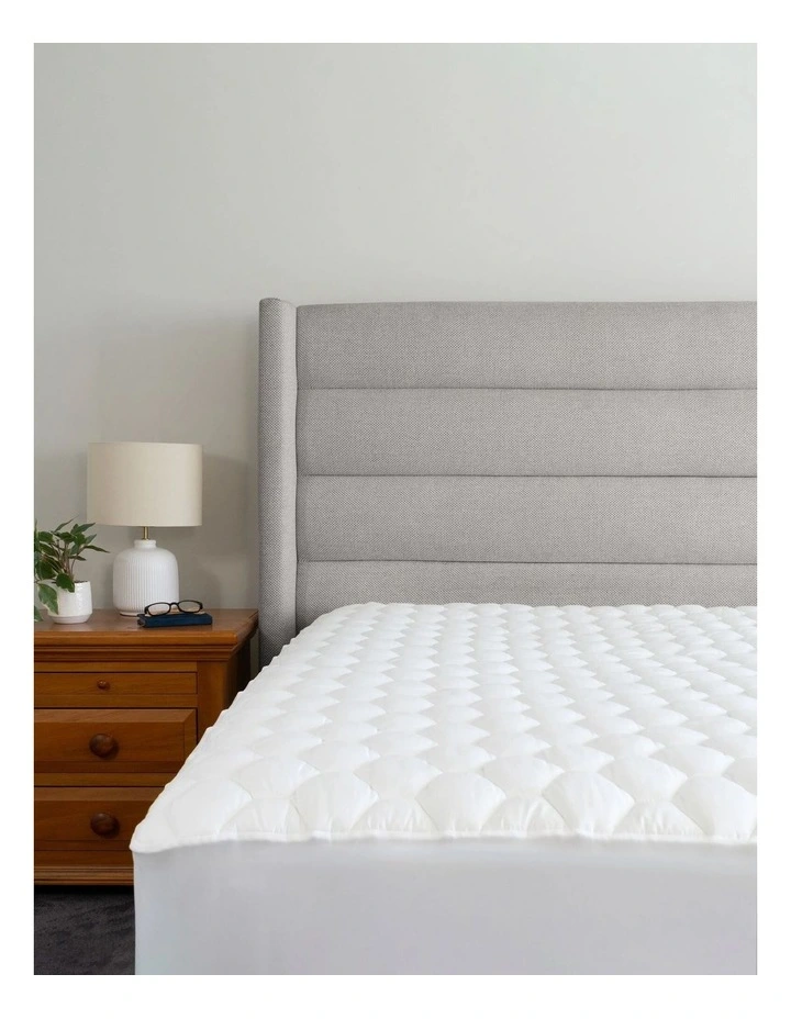 Ultra Plush Waterproof Mattress Topper And Protector in White image 2