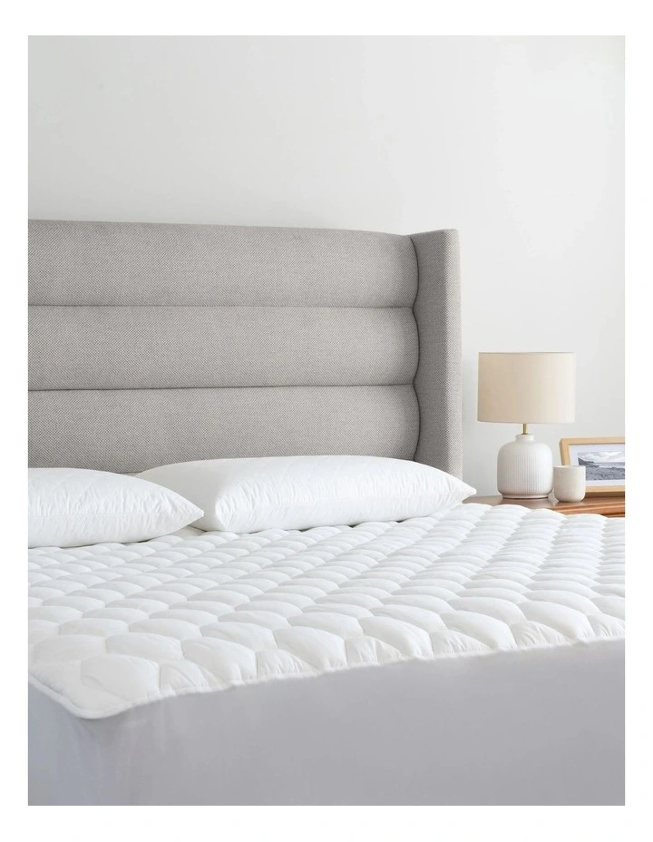 Ultra Plush Waterproof Mattress Topper And Protector in White image 4