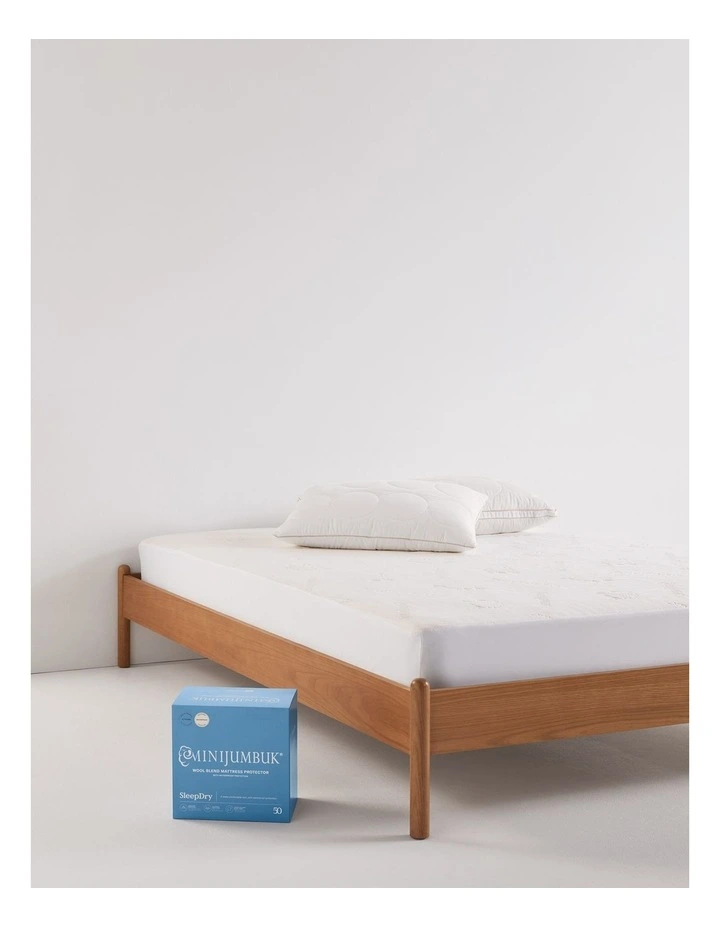 SleepDry Waterproof Mattress Protector Tencel / Wool image 4