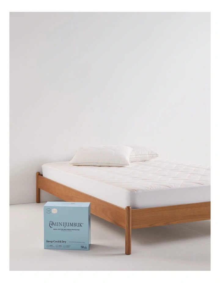 Sleep Cool & Dry Waterproof Mattress Protector Quilted Wool / Cotton image 5