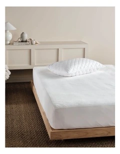 Everyday Waterproof Mattress Protector in White