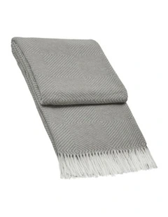Hampton Throw Blanket in Light Grey