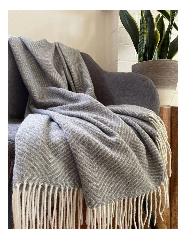 Hampton Throw Blanket in Light Grey image 2