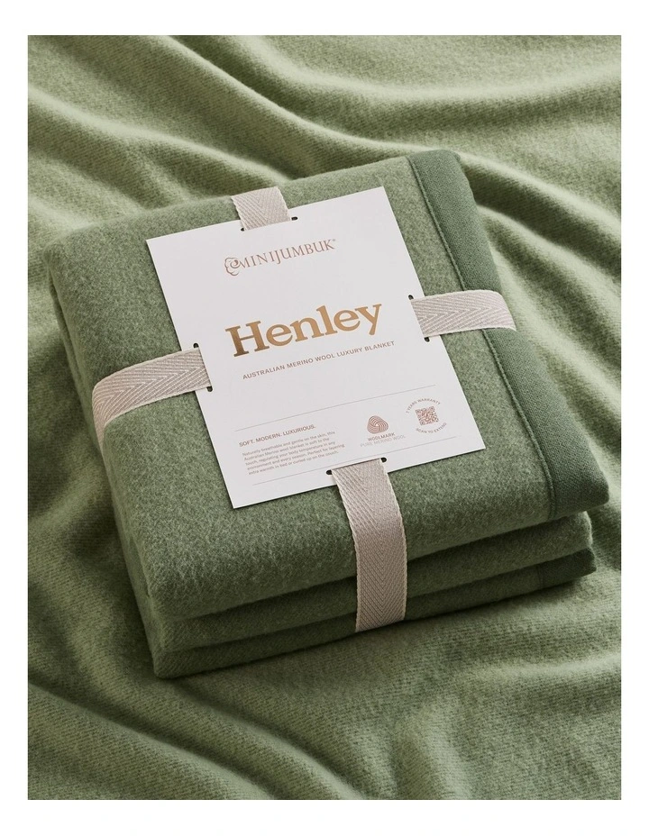 Henley Australian Merino Luxury Wool Blanket in Green image 5
