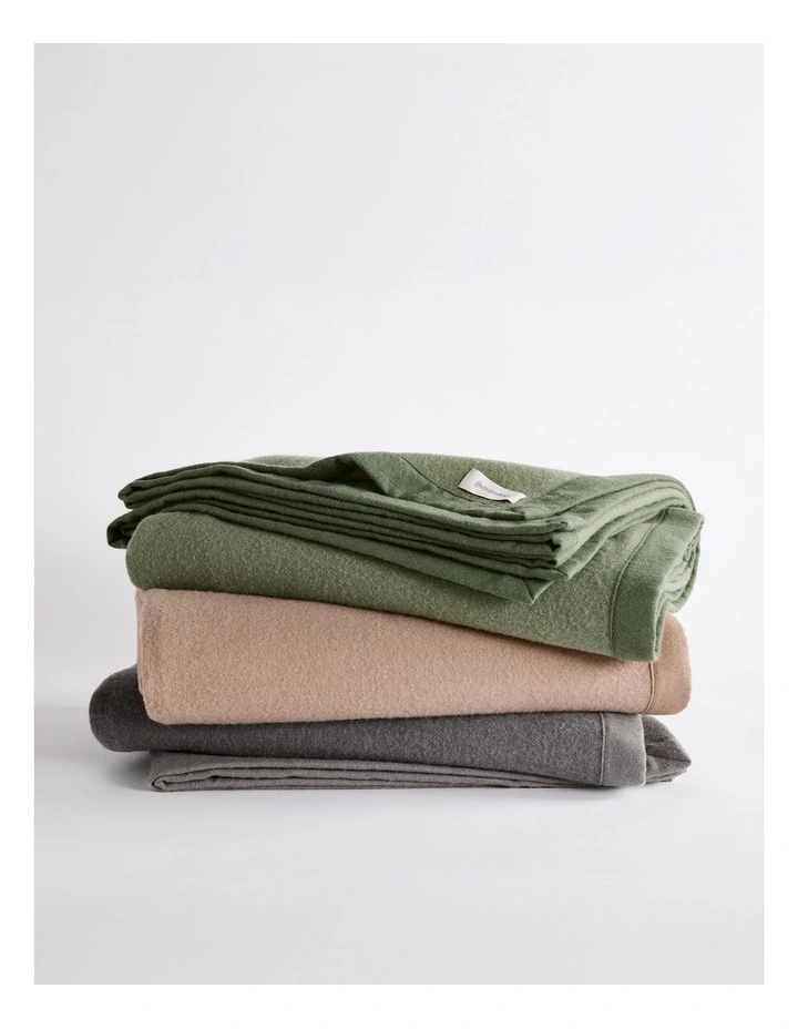 Henley Australian Merino Luxury Wool Blanket in Green image 6