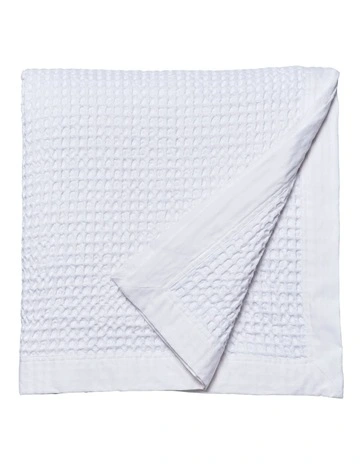 Waffle Blanket in White