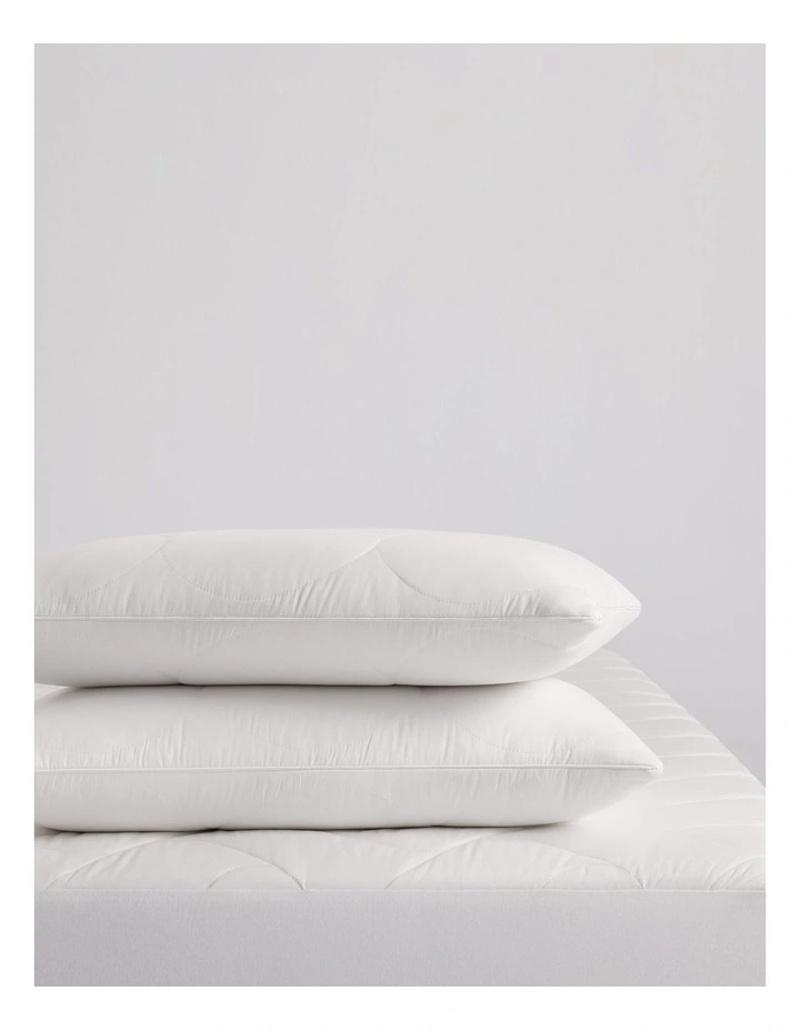 Breathe and Support Latex Pillow in White image 3