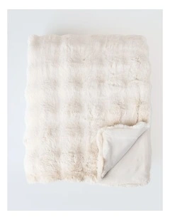 Evelyn Faux Fur Blanket in Champagne