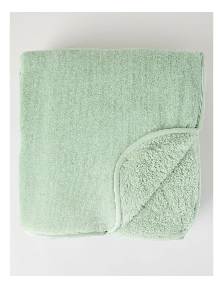 Reversible Sherpa Blanket in Sage image 1