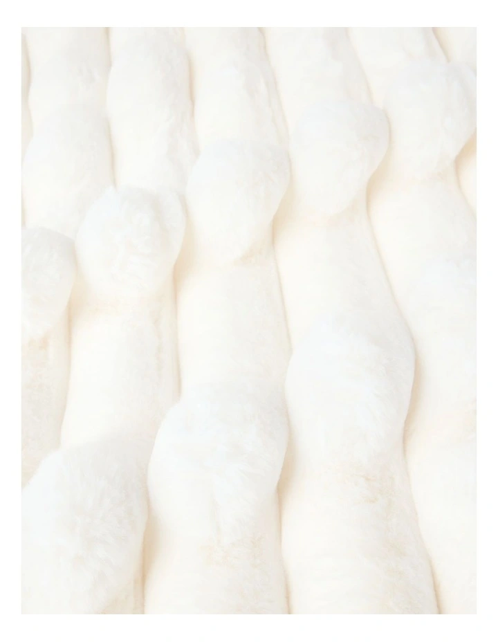 Chunky Rib Blanket in Winter White image 2