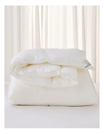 Feels Like Down Quilt in White