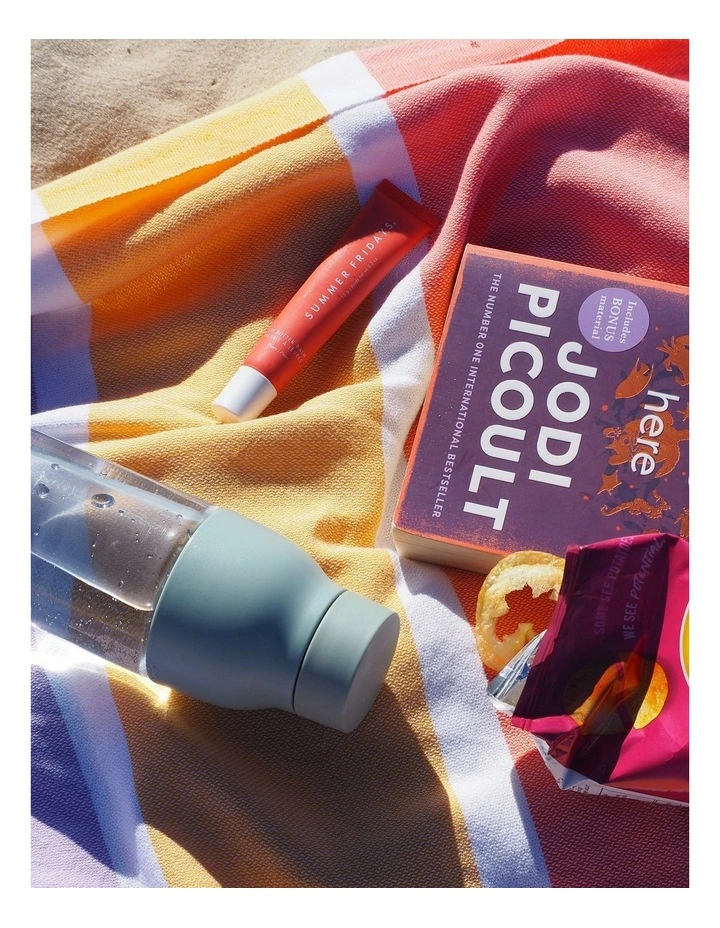 Cotton Beach Towel in Summer image 7