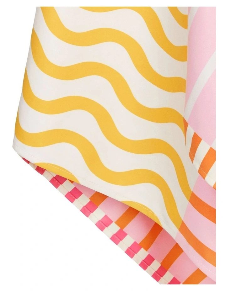 Designer Collection Beach Towel in Lemonade Waves image 6