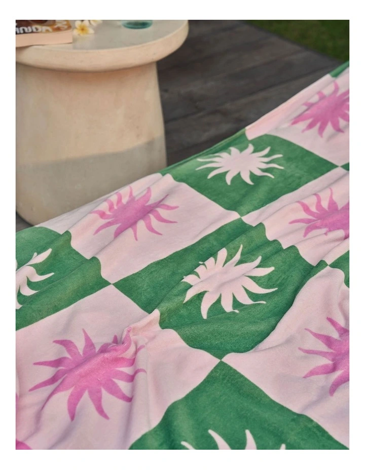 Suncheck Beach Towel in Multi image 4