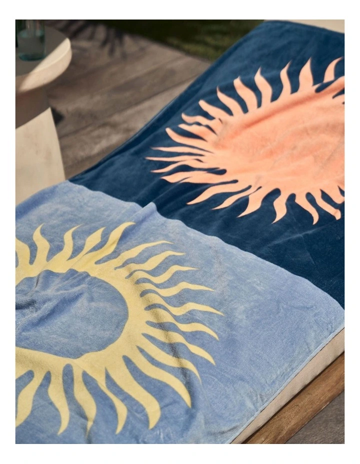 Duo Sun Beach Towel in Multi image 4