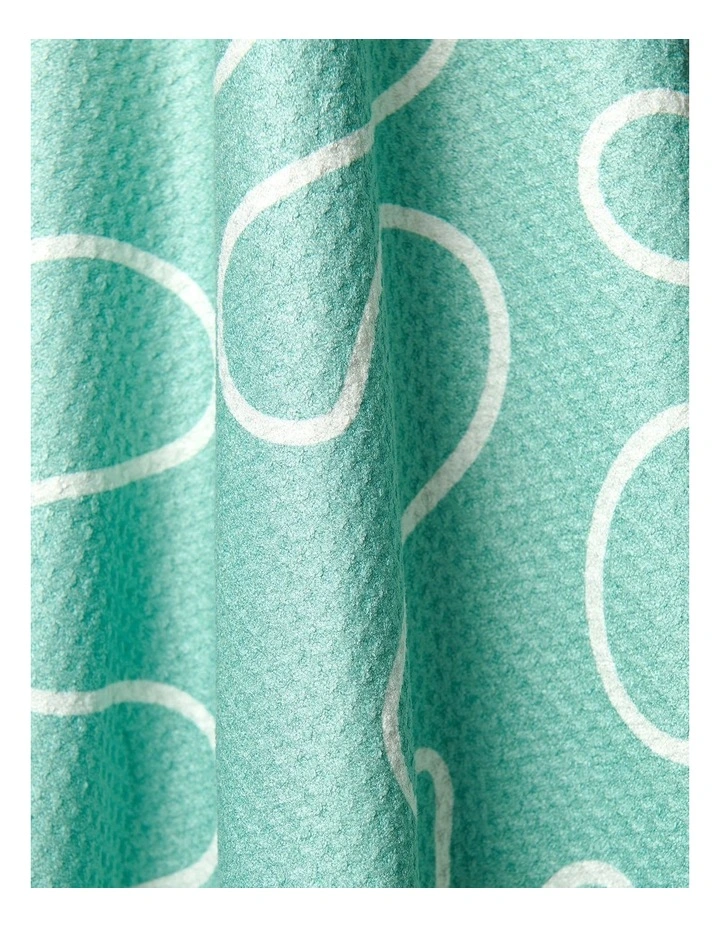Sand Free Beach Towel in Green image 2