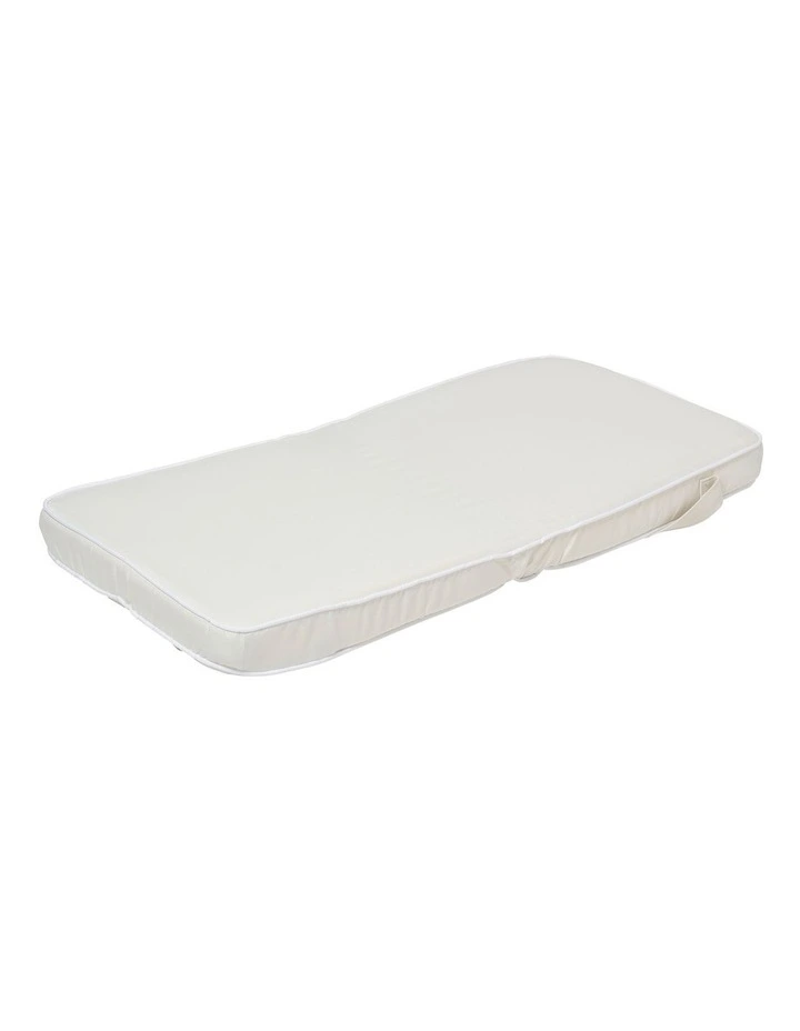 Take Anywhere Folding Chair Casa in Cream image 4