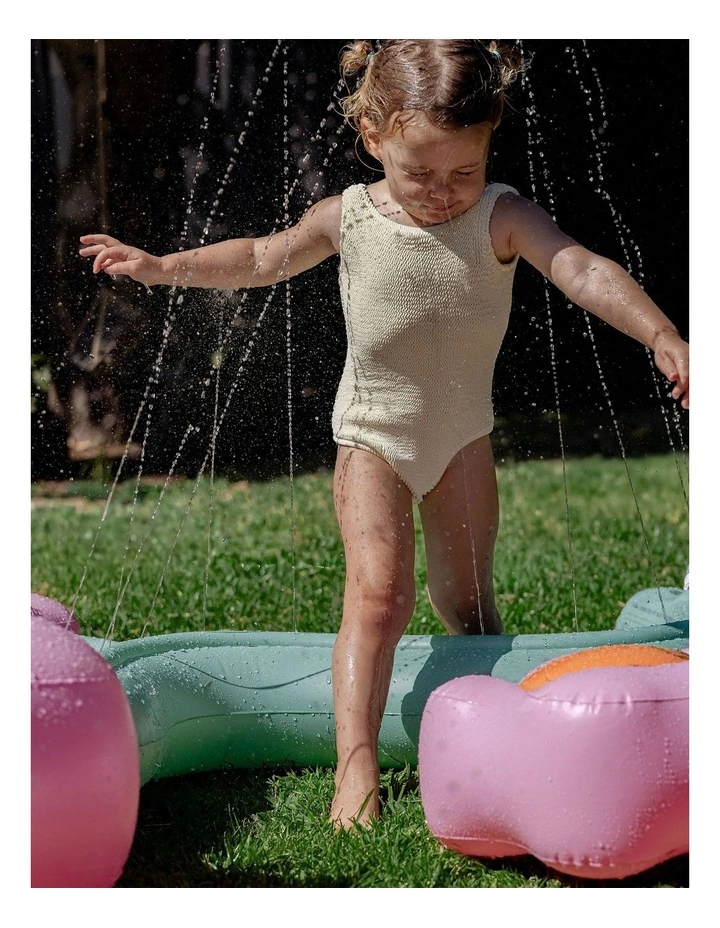 Inflatable Sprinkler Poppy the Peach Multi image 2