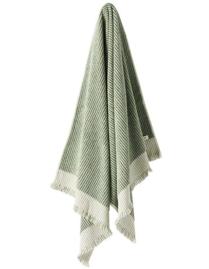 Alara Towel Range in Green image 2