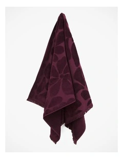 Palma Fringe Bath Towel Range in Mulberry
