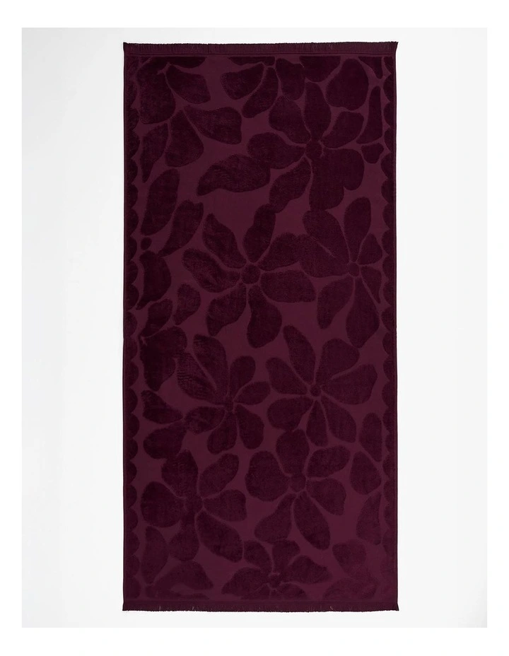 Palma Fringe Bath Towel Range in Mulberry image 3