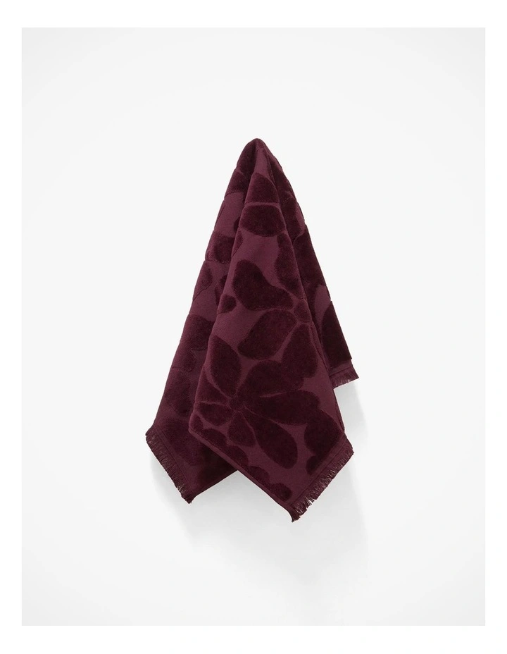 Palma Fringe Bath Towel Range in Mulberry image 4