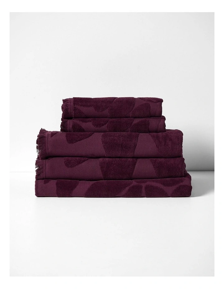 Palma Fringe Towel Set in Mulberry image 1