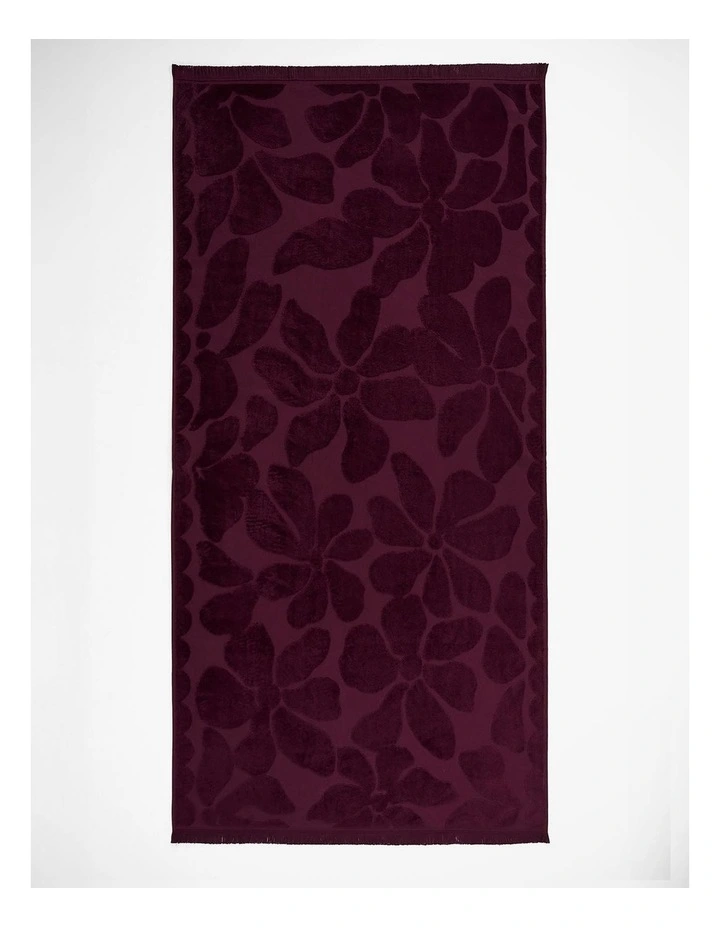 Palma Fringe Towel Set in Mulberry image 7