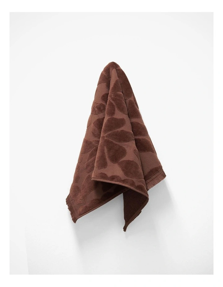 Palma Fringe Towel Set in Clove image 3
