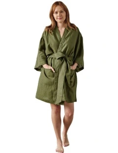 Nimes Short Robe in Moss
