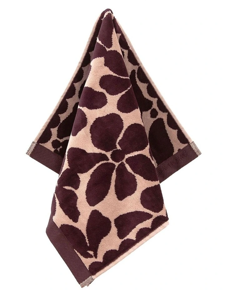 Palma Petal Australian Cotton Towel Set in Mulberry image 4