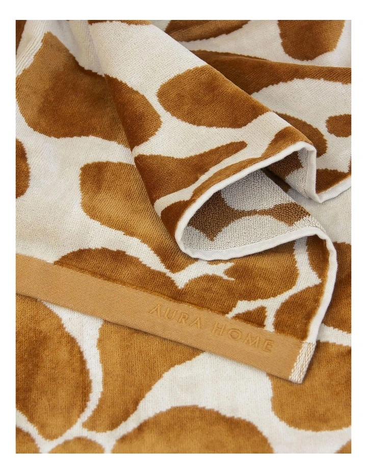 Palma Petal Australian Cotton Towel Set in Bronze image 6