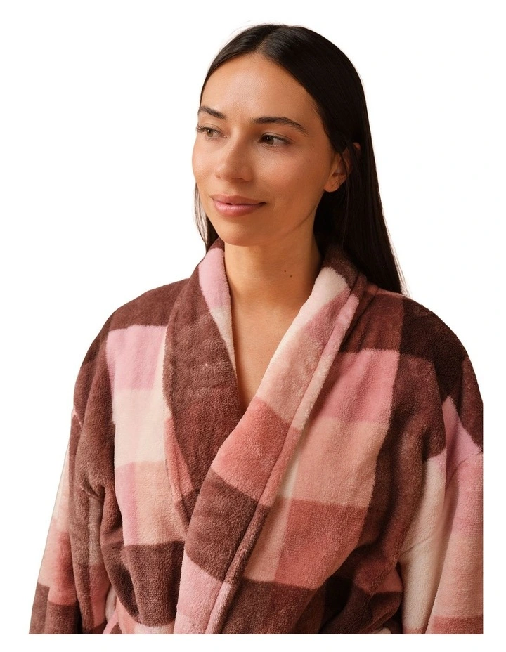 Plush Alec Robe in Plum image 3