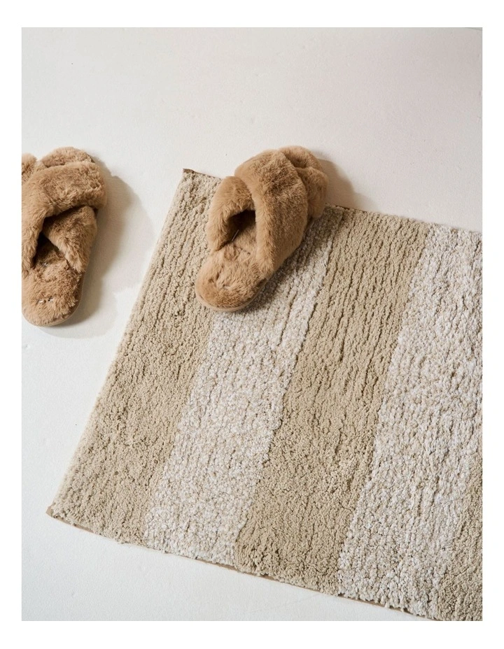 Duo Tone Bath Mat in Beige image 3